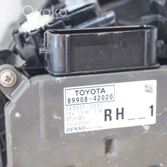 Toyota RAV 4 (XA50) Priekinis žibintas 8990842020