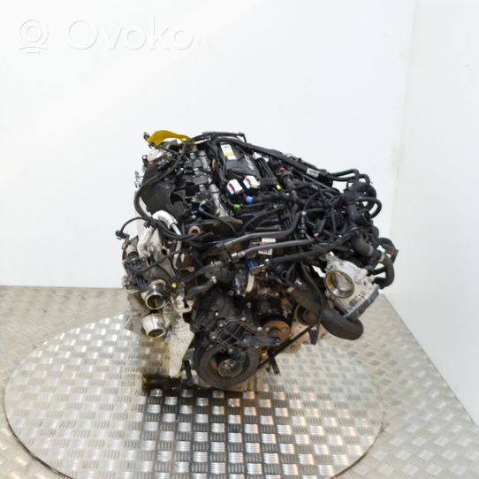 BMW 5 G30 G31 Silnik / Komplet 7618371