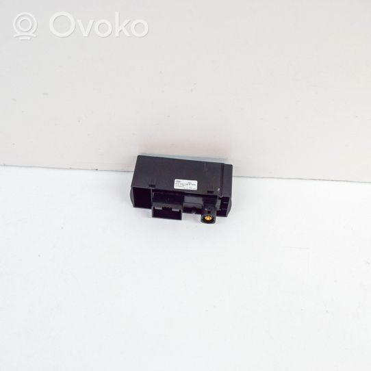 Audi A3 S3 8V Gniazdo / Złącze USB 8V0035736B