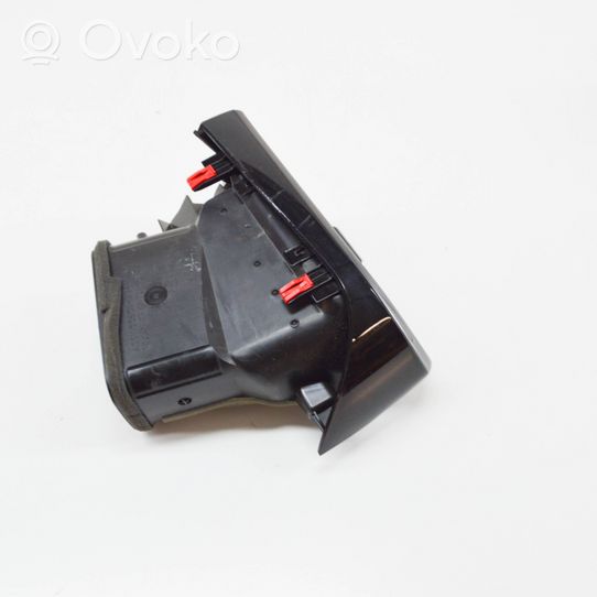 Toyota Camry VIII XV70  Lango oro grotelės 5565033440