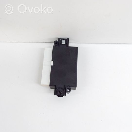 Audi Q3 F3 Pysäköintitutkan (PCD) ohjainlaite/moduuli 5QA919294G