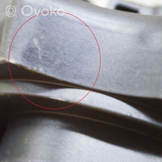 Audi Q7 4L Spare wheel mounting bracket 7L8601347