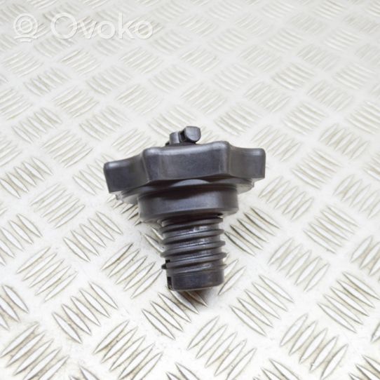 Audi Q7 4L Supporto di montaggio ruota di scorta 7L8601347