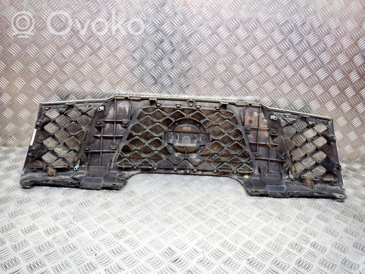 Nissan NP300 Grille de calandre avant 2310EB400