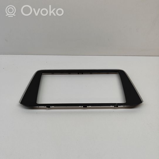 Volkswagen T-Roc Verkleidung Radio / Navigation 2GA858418