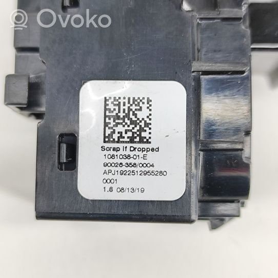 Tesla Model 3 Przyciski szyb 108103801E