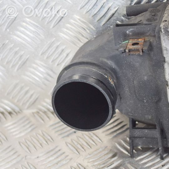 Volvo V60 Chłodnica powietrza doładowującego / Intercooler 31338475