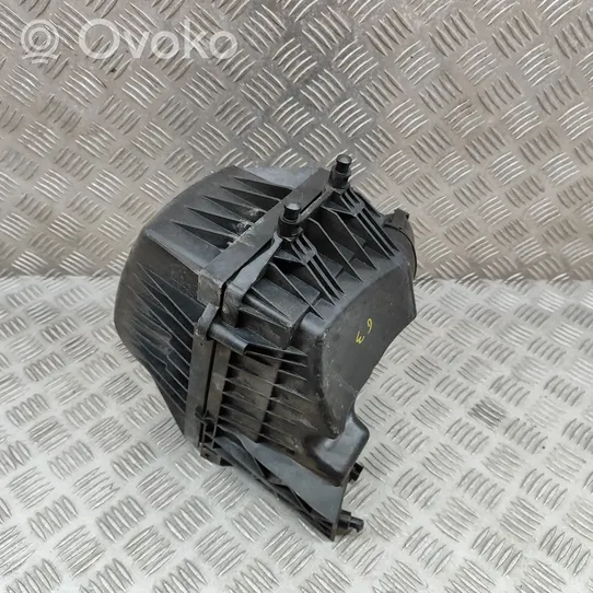 Opel Mokka X Caja del filtro de aire 25922420