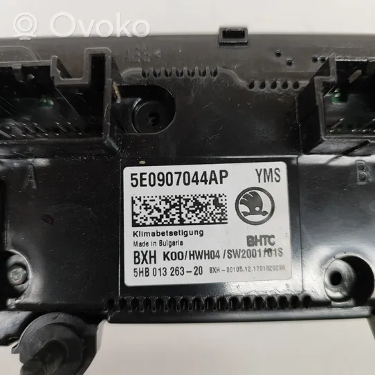 Skoda Octavia Mk3 (5E) Przełącznik / Włącznik nawiewu dmuchawy 5E0907044AP