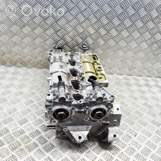 Volvo XC40 Culata del motor 31401057