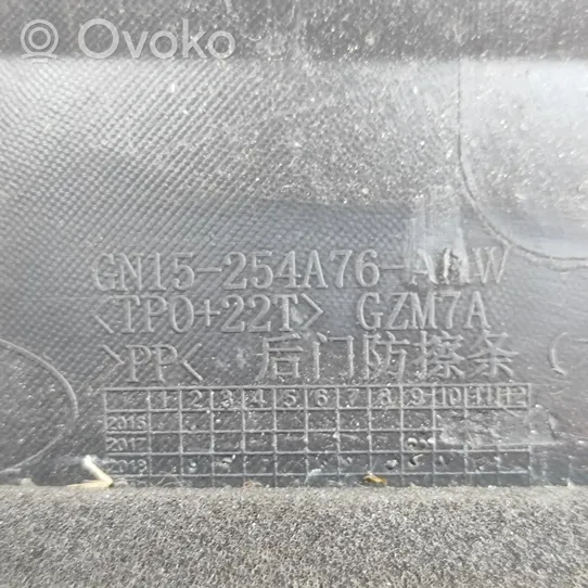 Ford Ecosport Takaoven lista (muoto) GN15254A76A