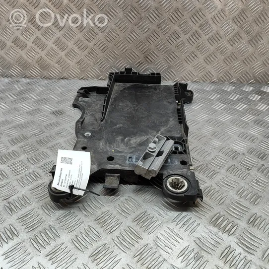 Mini One - Cooper F56 F55 Support boîte de batterie 7641797