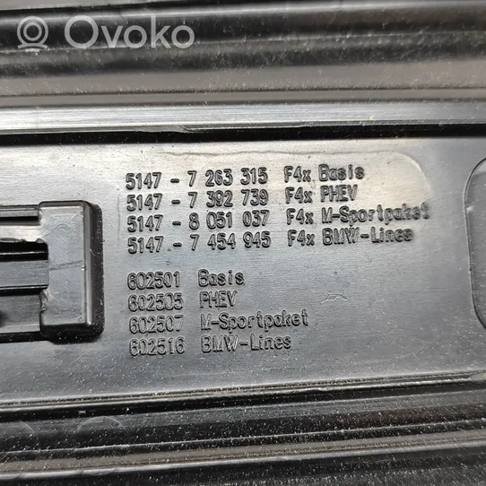 BMW 2 F45 Etuoven kynnyksen suojalista 7263315