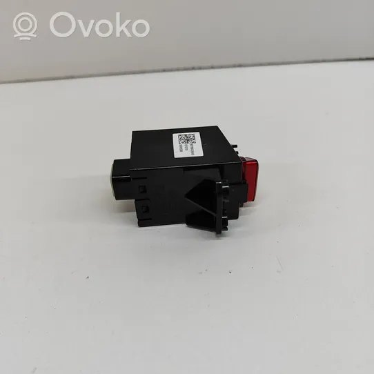 Hyundai Ioniq Hazard light switch 93790G2AA0