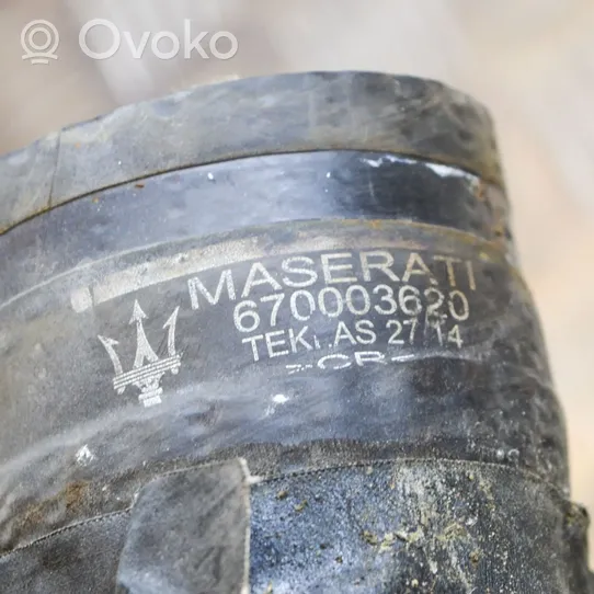 Maserati Quattroporte Tube d'admission de tuyau de refroidisseur intermédiaire 0281006028