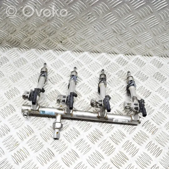 Volvo XC40 Kraftstoffverteiler Einspritzleiste Verteilerrohr 31478555