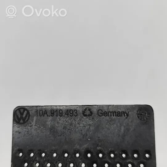 Volkswagen ID.3 Uchwyt przedniego czujnika parkowania PDC 10A919493