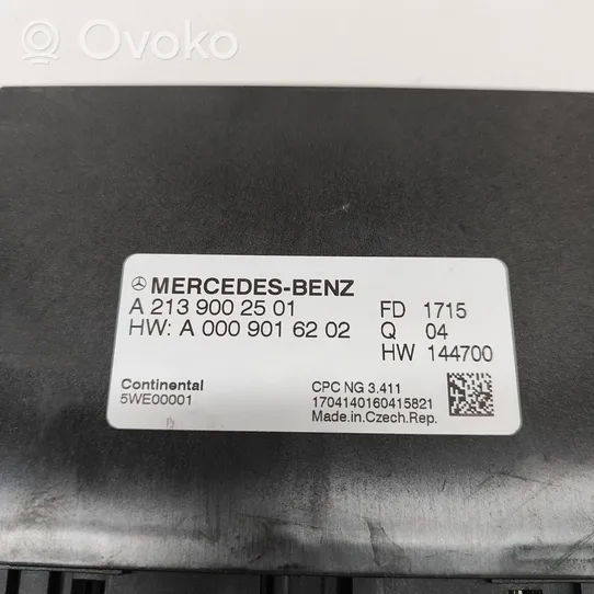 Mercedes-Benz E W213 Vaihdelaatikon ohjainlaite/moduuli A2139002501