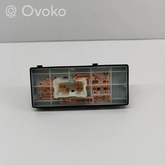 Nissan Qashqai Sähkötoimisen ikkunan ohjauskytkin 254114BA0A