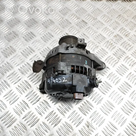 Toyota Land Cruiser (J150) Generatore/alternatore 2706011350