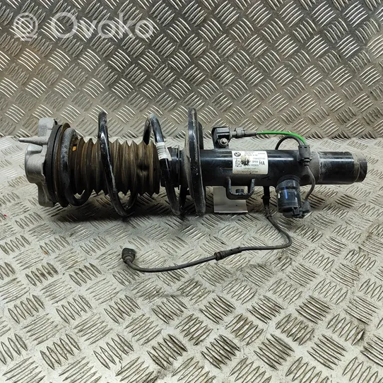 BMW 4 G22 G23 G24 G26 Ammortizzatore anteriore 6886251