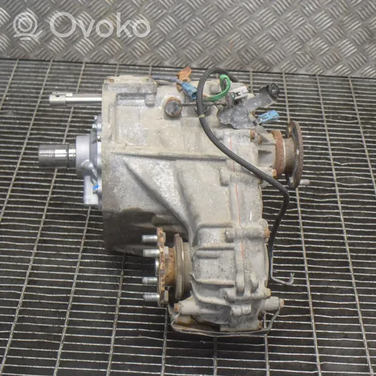 Toyota Hilux (AN10, AN20, AN30) Редуктор коробки передач (раздатка) 