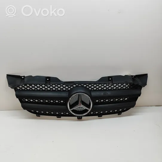 Mercedes-Benz Sprinter W906 Maskownica / Grill / Atrapa górna chłodnicy A9068800285