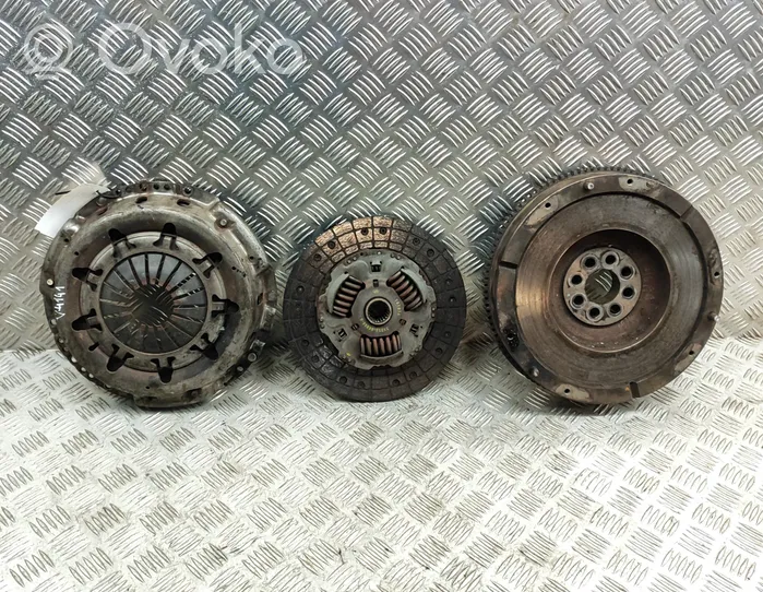 Toyota Hilux (AN10, AN20, AN30) Kit frizione 312500K060