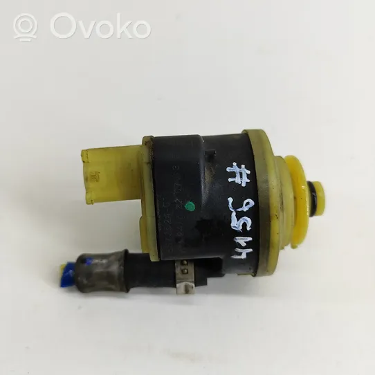 BMW 1 E82 E88 Fuel filter heater 8572519