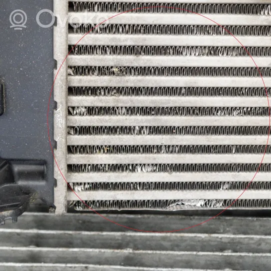 Nissan Qashqai Radiatore intercooler 