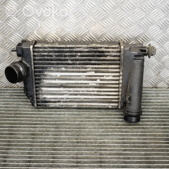 Nissan Qashqai Radiatore intercooler 