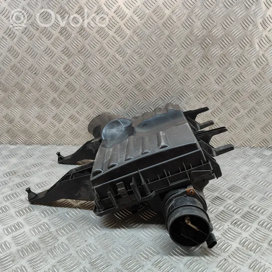 Mercedes-Benz Sprinter W906 Scatola del filtro dell’aria A0000907801