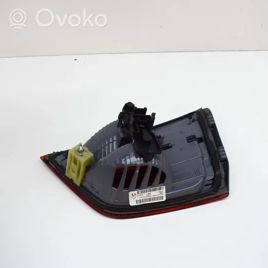 BMW X3 F25 Lampy tylnej klapy bagażnika 7217309