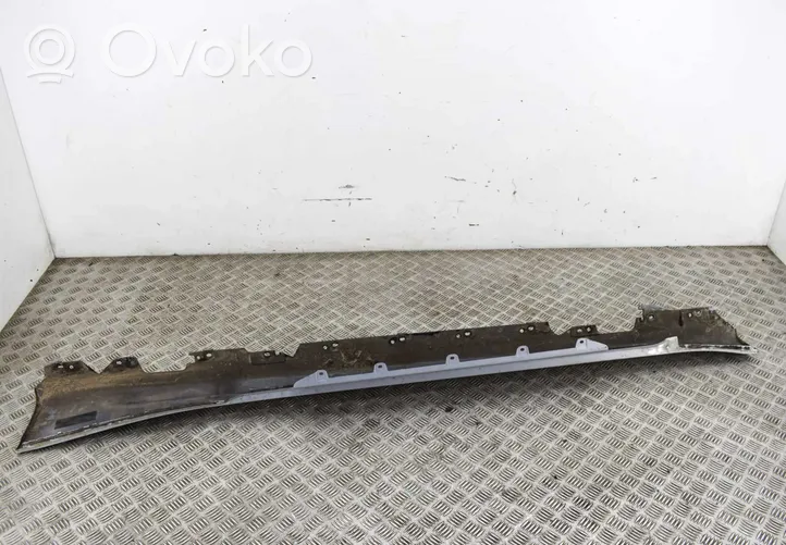 BMW 2 F22 F23 Sill 8062196