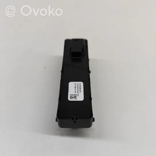 Tesla Model Y Muut kytkimet/nupit/vaihtimet 149328600B