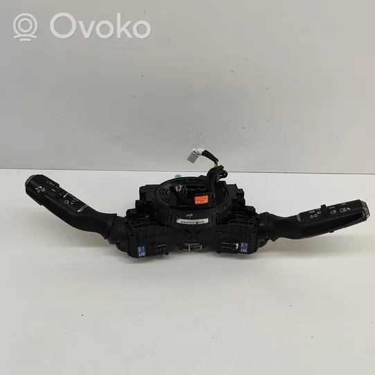 Lexus UX Pyyhkimen/suuntavilkun vipukytkin 7605017L066