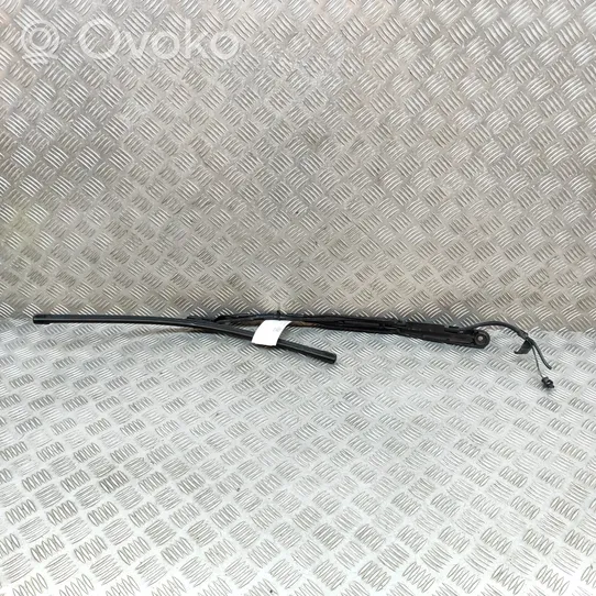 Volvo XC60 Windshield/front glass wiper blade W000071208