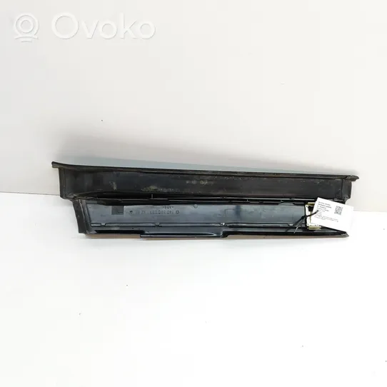 Mercedes-Benz S W140 Rivestimento del sottoporta delle minigonne laterali A1406800235