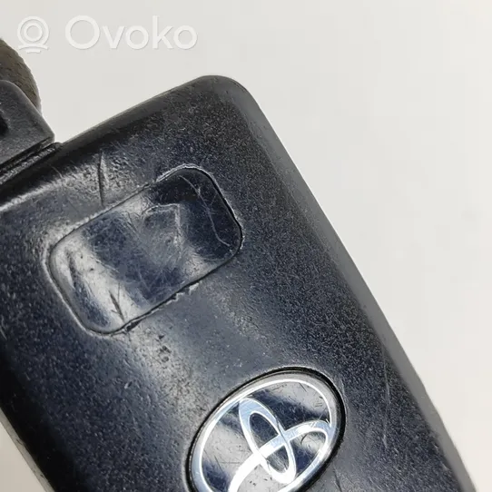 Toyota Auris E180 Chiave/comando di accensione 899040D130