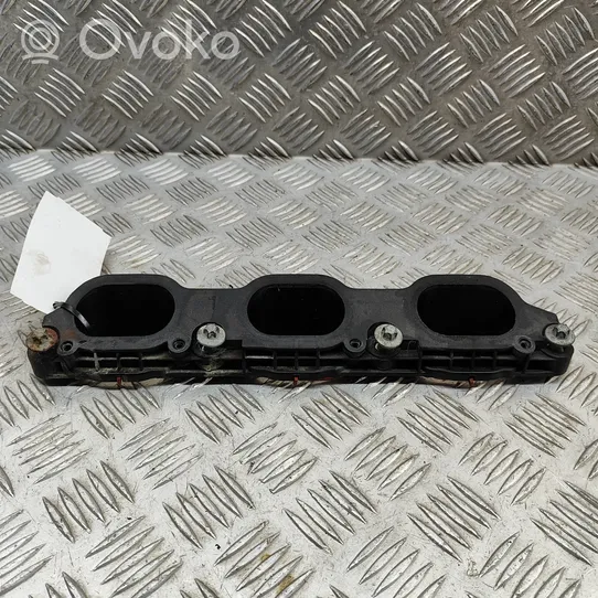 Mercedes-Benz GLE (W166 - C292) Parte del condotto di aspirazione dell'aria A2760900344