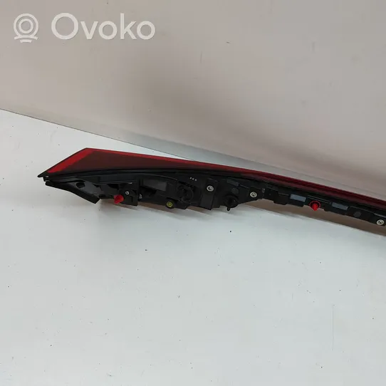 Lexus UX Lampa tylna 8158076150