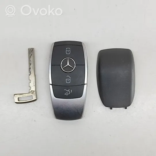 Mercedes-Benz C W205 Užvedimo raktas (raktelis)/ kortelė A2059053616