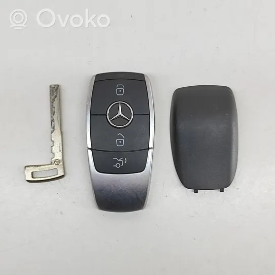 Mercedes-Benz C W205 Clé / carte de démarrage A2059053616