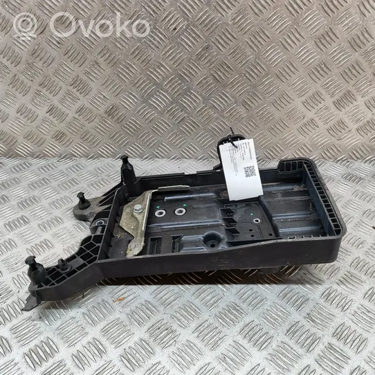 Seat Tarraco Podstawa / Obudowa akumulatora 5QF915325B