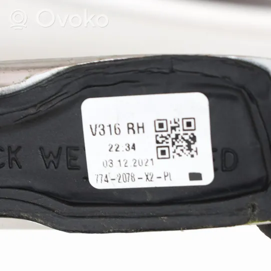 Volvo XC40 Barre trasversali porta tutto su “corna” 7742078