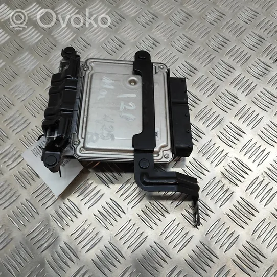 Hyundai i20 (PB PBT) Sterownik / Moduł ECU 3911003256