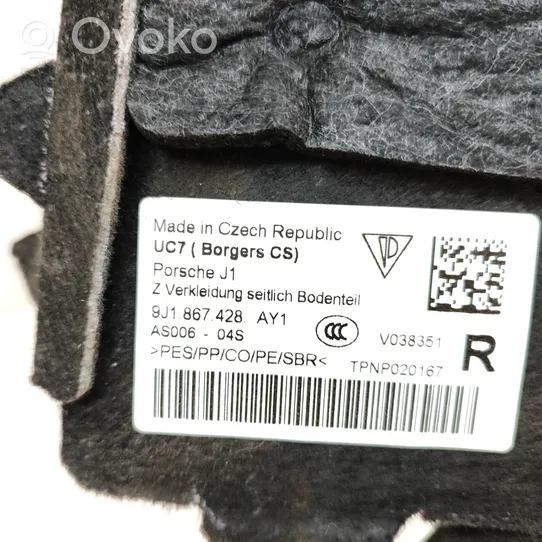 Audi E-tron GT Boczek / Tapicerka / bagażnika 9J1867428