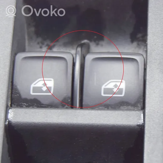 Skoda Kamiq Electric window control switch 5G0959857D
