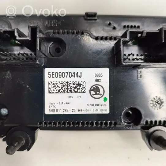 Skoda Octavia Mk3 (5E) Przełącznik / Włącznik nawiewu dmuchawy 5E0907044J