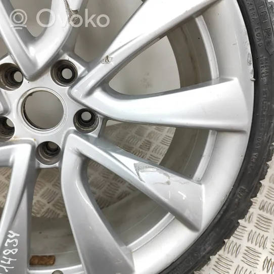 Tesla Model 3 Felgi aluminiowe R20 104422700D